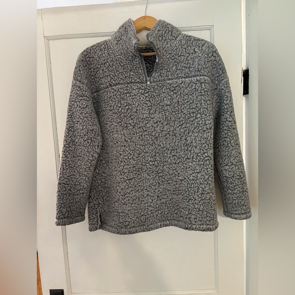Fleece pullover